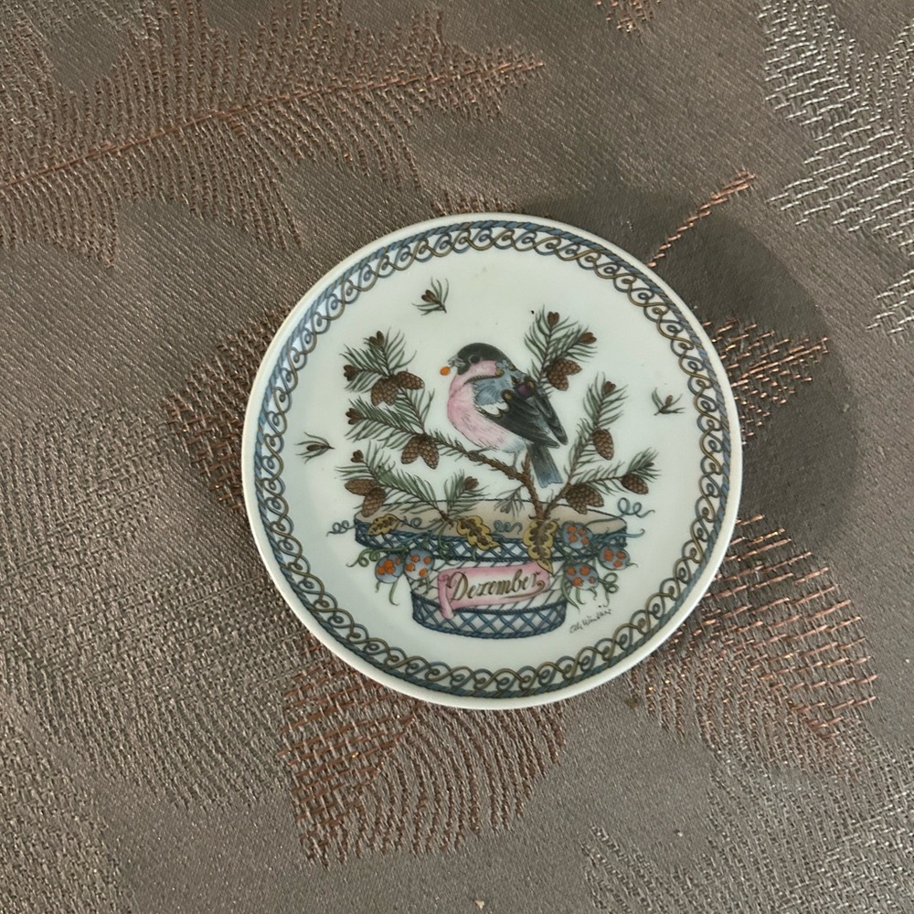 Hutschenreuther Ole Winther "Months of the Year" December collector plate.